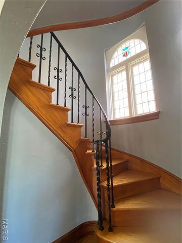 7354 Balson Avenue, University City, MO 63130