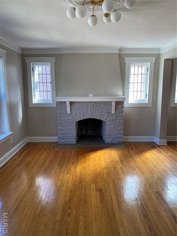 7354 Balson Avenue, University City, MO 63130