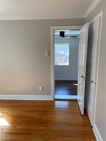 7354 Balson Avenue, University City, MO 63130