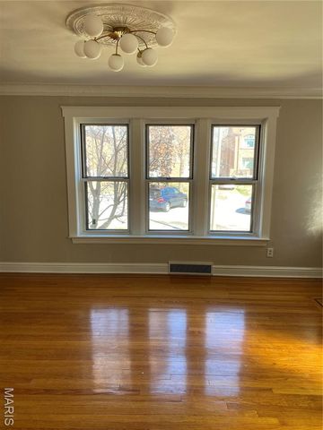 7354 Balson Avenue, University City, MO 63130