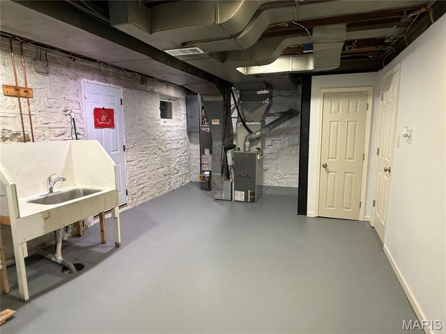 7354 Balson Avenue, University City, MO 63130