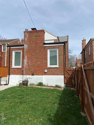 7354 Balson Avenue, University City, MO 63130