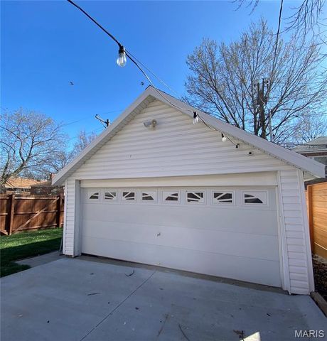 7354 Balson Avenue, University City, MO 63130