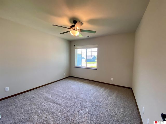 128 W Ida Lane, Lincoln, NE 68523