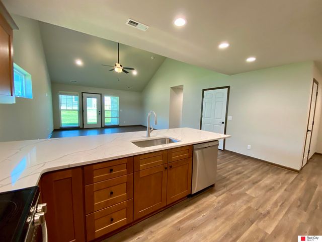 128 W Ida Lane, Lincoln, NE 68523