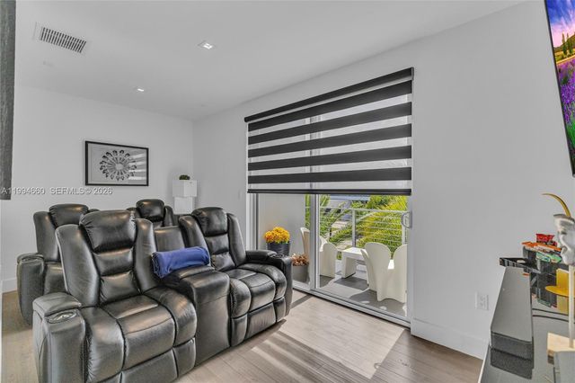 16631 Sunset Way, Weston, FL 33326