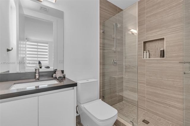 16631 Sunset Way, Weston, FL 33326