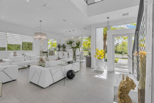 16631 Sunset Way, Weston, FL 33326