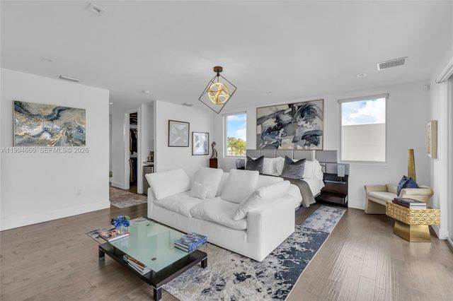 16631 Sunset Way, Weston, FL 33326