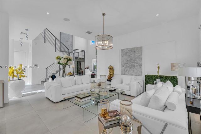 16631 Sunset Way, Weston, FL 33326