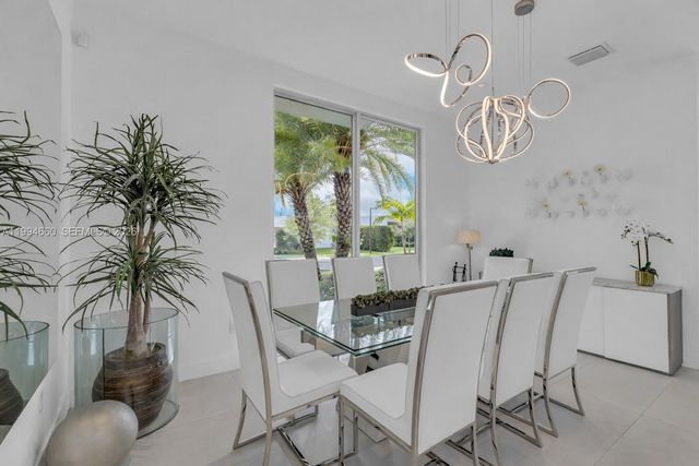 16631 Sunset Way, Weston, FL 33326