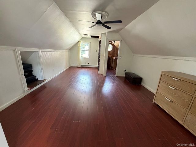 300 Beachview Street, Copiague, NY 11726