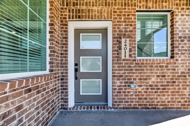 24011 Breezy Bank Trail, Katy, TX 77493