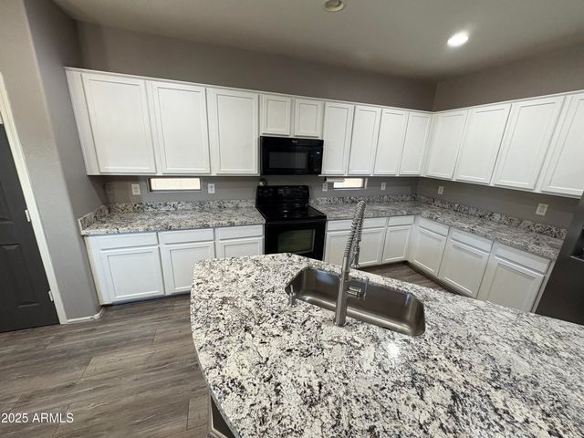 16430 N 178TH Avenue, Surprise, AZ 85388