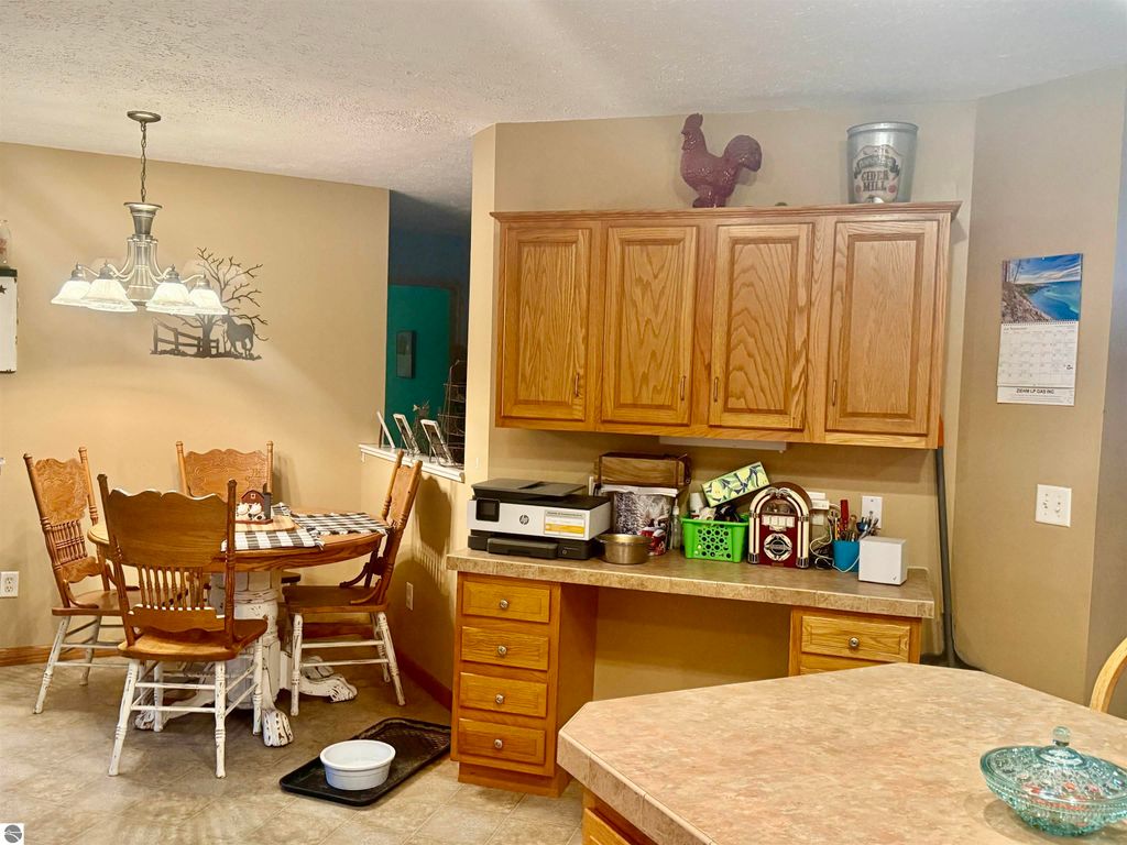 Image 29 of property listing at 587 N Lewis, Shepherd, MI 48883