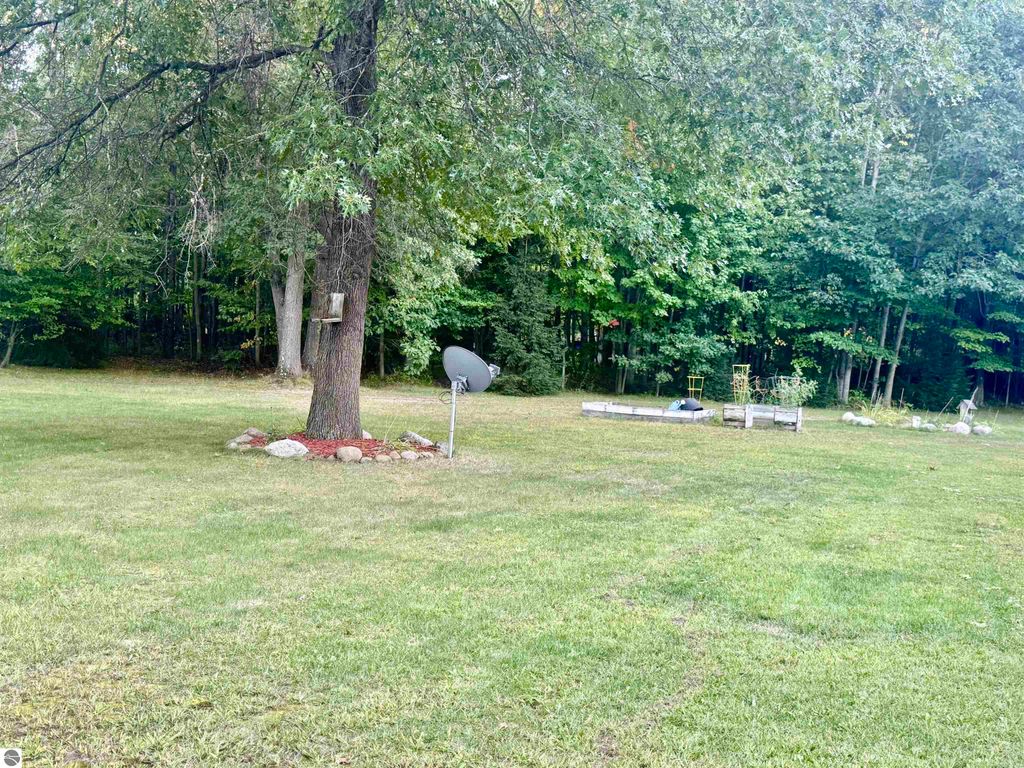 Image 51 of property listing at 587 N Lewis, Shepherd, MI 48883