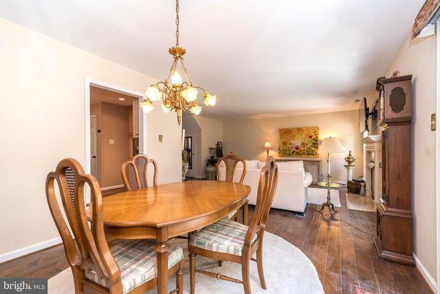 1607 LAKEVIEW CIR, Yardley, PA 19067