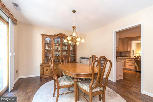 1607 LAKEVIEW CIR, Yardley, PA 19067