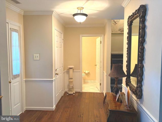 1607 LAKEVIEW CIR, Yardley, PA 19067