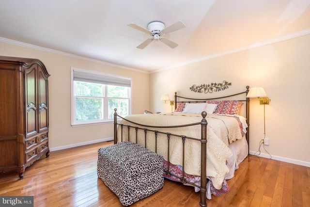 1607 LAKEVIEW CIR, Yardley, PA 19067