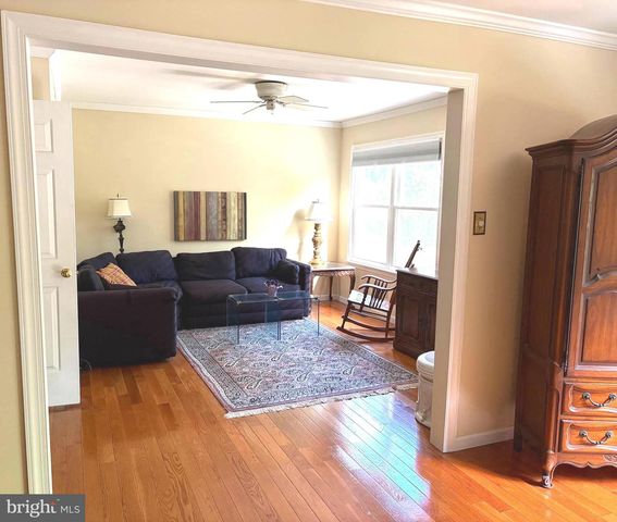 1607 LAKEVIEW CIR, Yardley, PA 19067