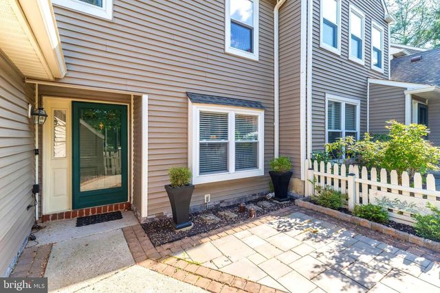 1607 LAKEVIEW CIR, Yardley, PA 19067