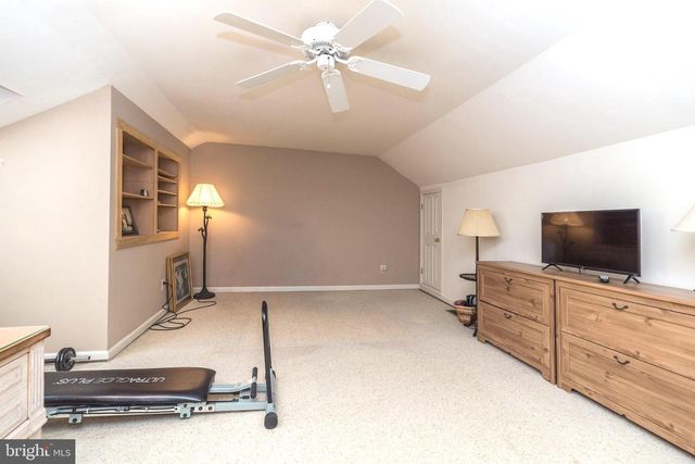 1607 LAKEVIEW CIR, Yardley, PA 19067
