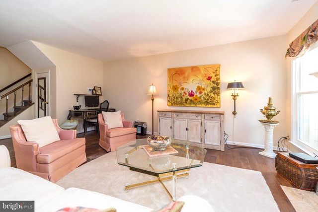 1607 LAKEVIEW CIR, Yardley, PA 19067