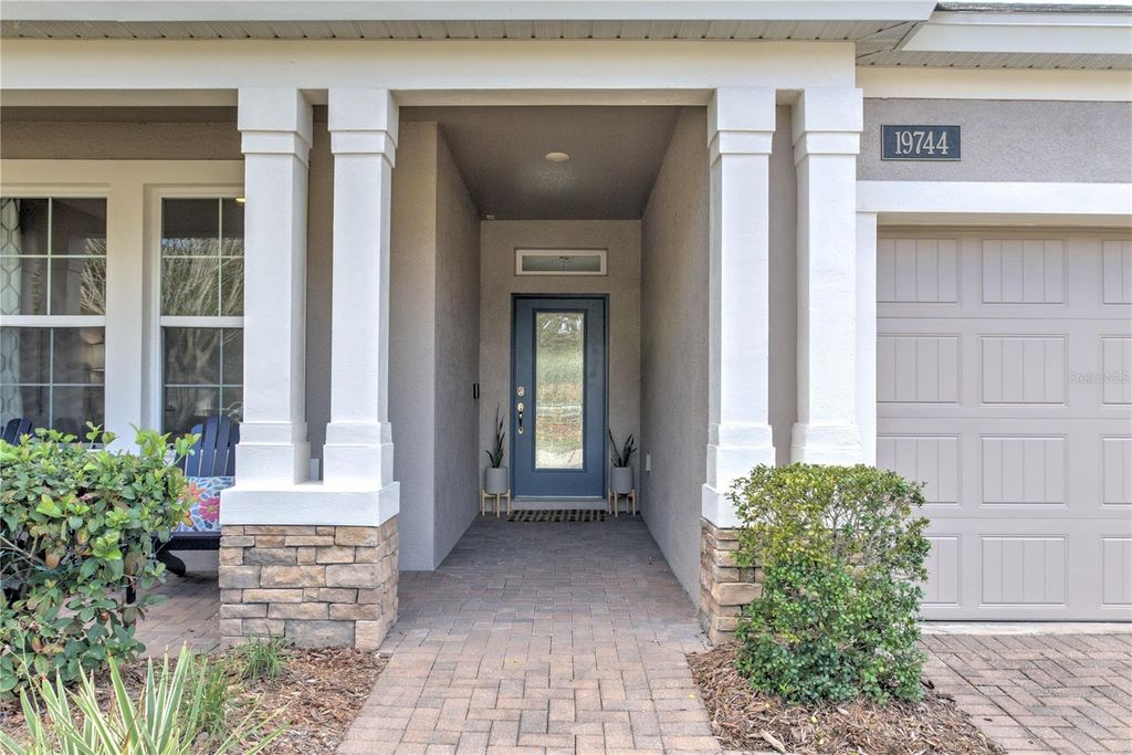 Image 4 of property listing at 19744 FORT KING RUN, Brooksville, FL 34601