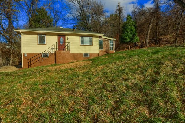 5848 Saltsburg Rd, Penn Hills, PA 15147