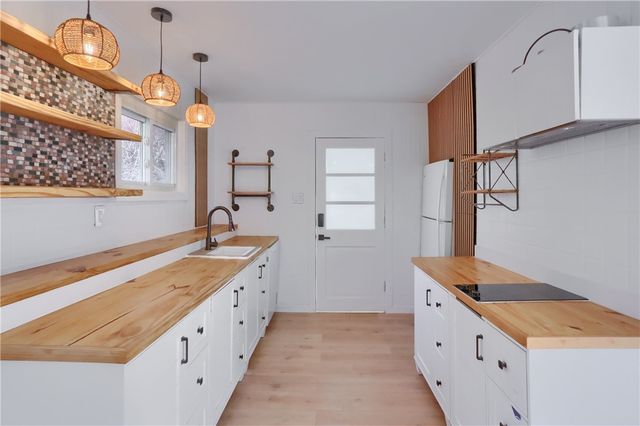 5848 Saltsburg Rd, Penn Hills, PA 15147