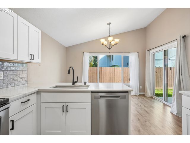 14110 Sw 80TH Ct, Portland, OR 97224