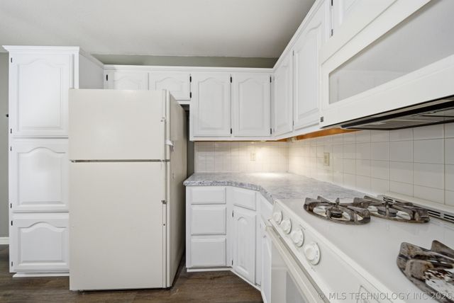 2203 Fieldstone Court S, Okmulgee, OK 74447