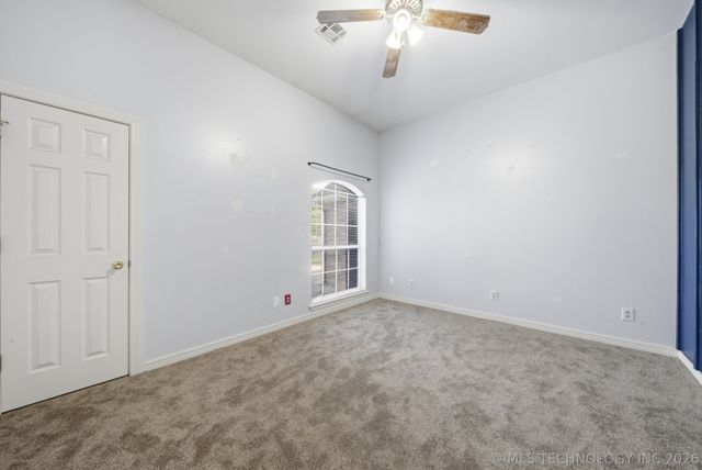 2203 Fieldstone Court S, Okmulgee, OK 74447