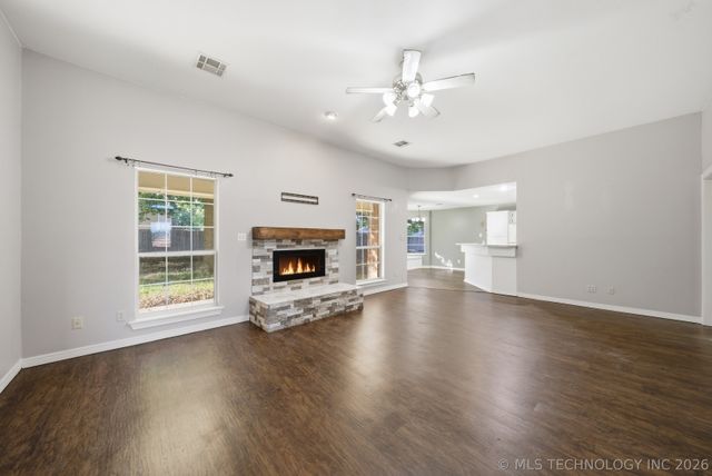 2203 Fieldstone Court S, Okmulgee, OK 74447