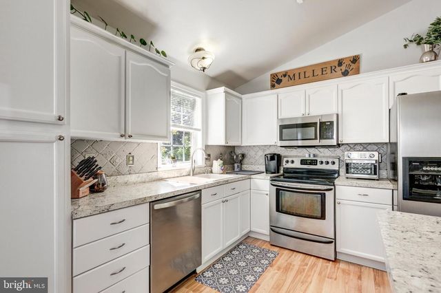 314 HUNTINGHORN ST, Taneytown, MD 21787