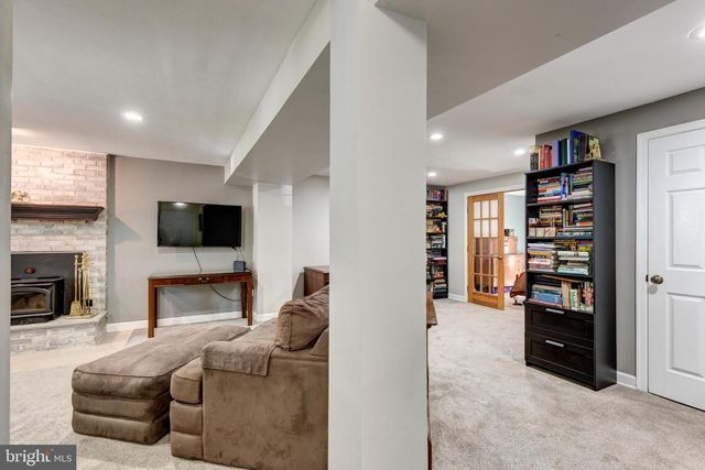314 HUNTINGHORN ST, Taneytown, MD 21787