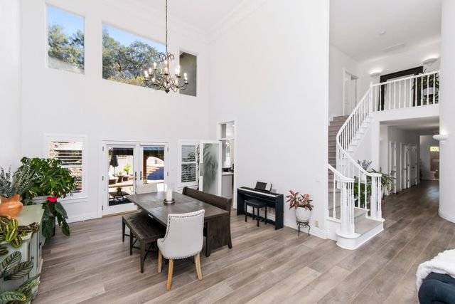104 Table Rock Ct, Folsom, CA 95630