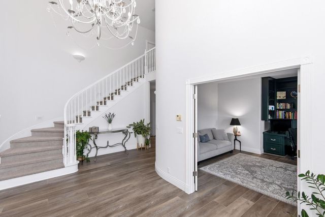 104 Table Rock Ct, Folsom, CA 95630