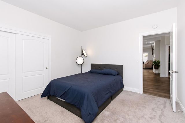 104 Table Rock Ct, Folsom, CA 95630