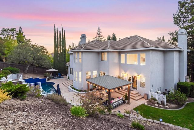 104 Table Rock Ct, Folsom, CA 95630
