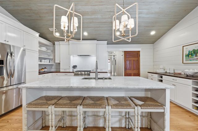 92 Channel Bluff Ave., Pawleys Island, SC 29585