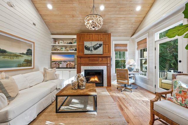 92 Channel Bluff Ave., Pawleys Island, SC 29585