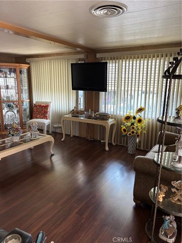 301 E Foothill Boulevard 24, Pomona, CA 91767