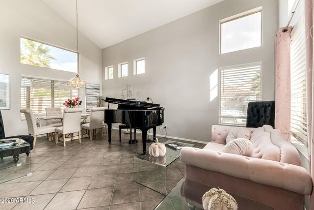 6754 W MONONA Drive, Glendale, AZ 85308