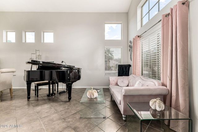 6754 W MONONA Drive, Glendale, AZ 85308