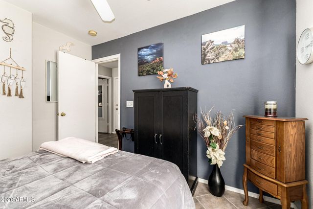 6754 W MONONA Drive, Glendale, AZ 85308