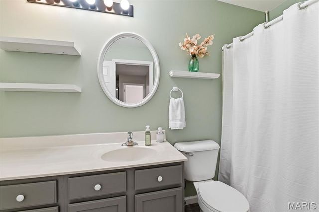 311 Wild Oak Drive, O'fallon, MO 63368