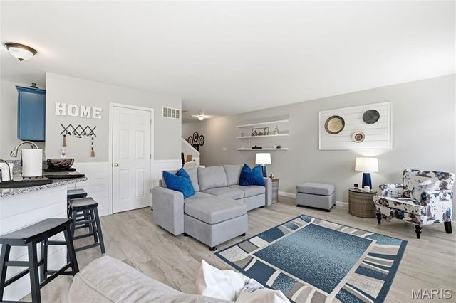 311 Wild Oak Drive, O'fallon, MO 63368