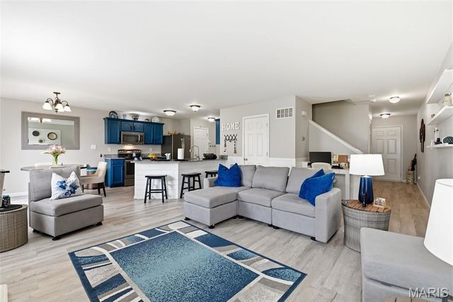 311 Wild Oak Drive, O'fallon, MO 63368